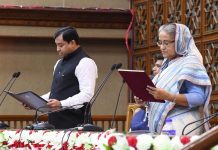 মানুষের সেবা করুন: প্রধানমন্ত্রী